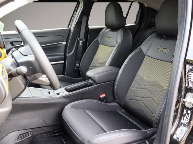 Jeep Avenger (08/2023, ELECTRIC)