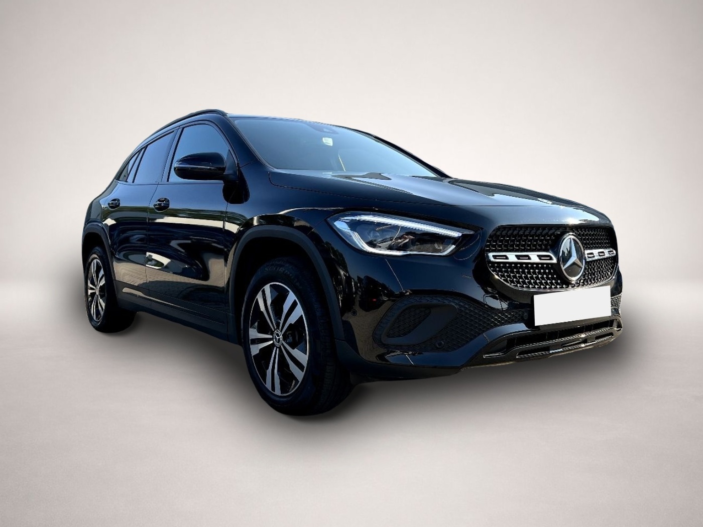Mercedes-Benz GLA 250 (05/2022, Benzin)