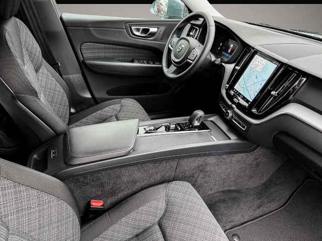 Volvo XC60 (01/2024, Benzin)