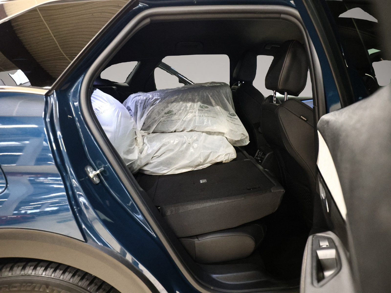 Peugeot 3008 (02/2024, Benzin)