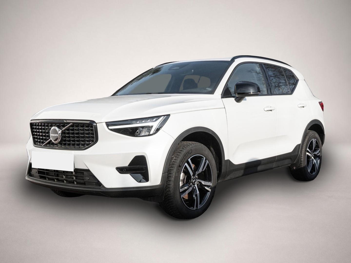 Volvo XC40 (12/2023, Benzin)