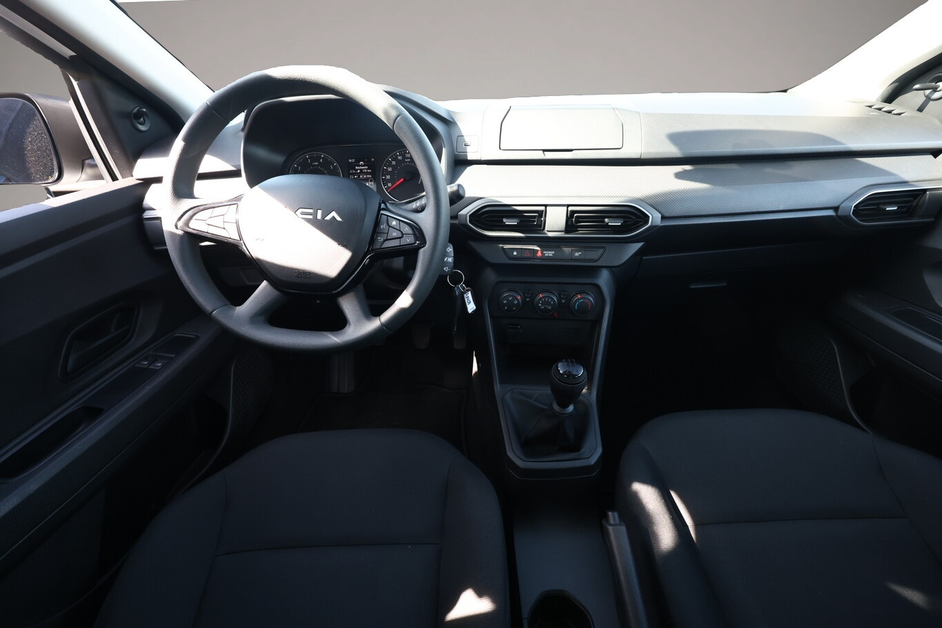 Dacia Sandero (06/2023, Benzin)