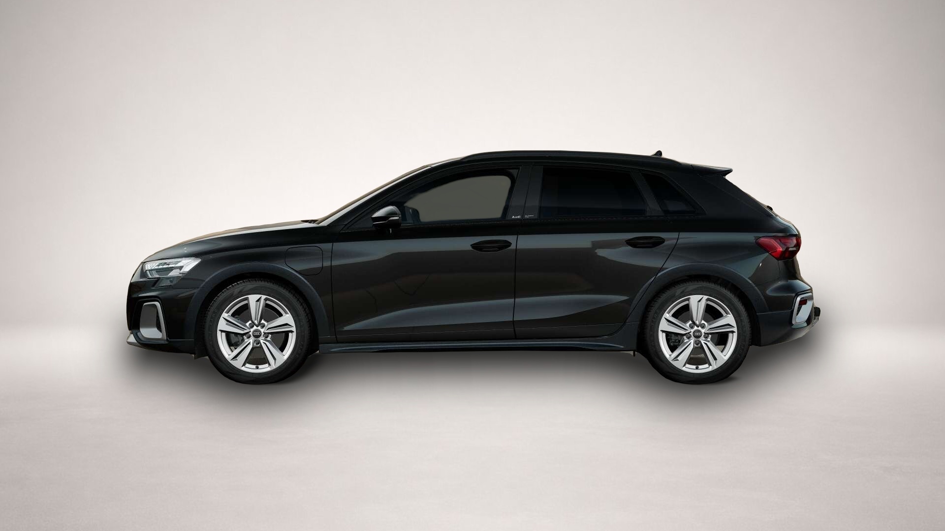 Audi A3 (09/2025, Hybrid (Benzin/Elektro))