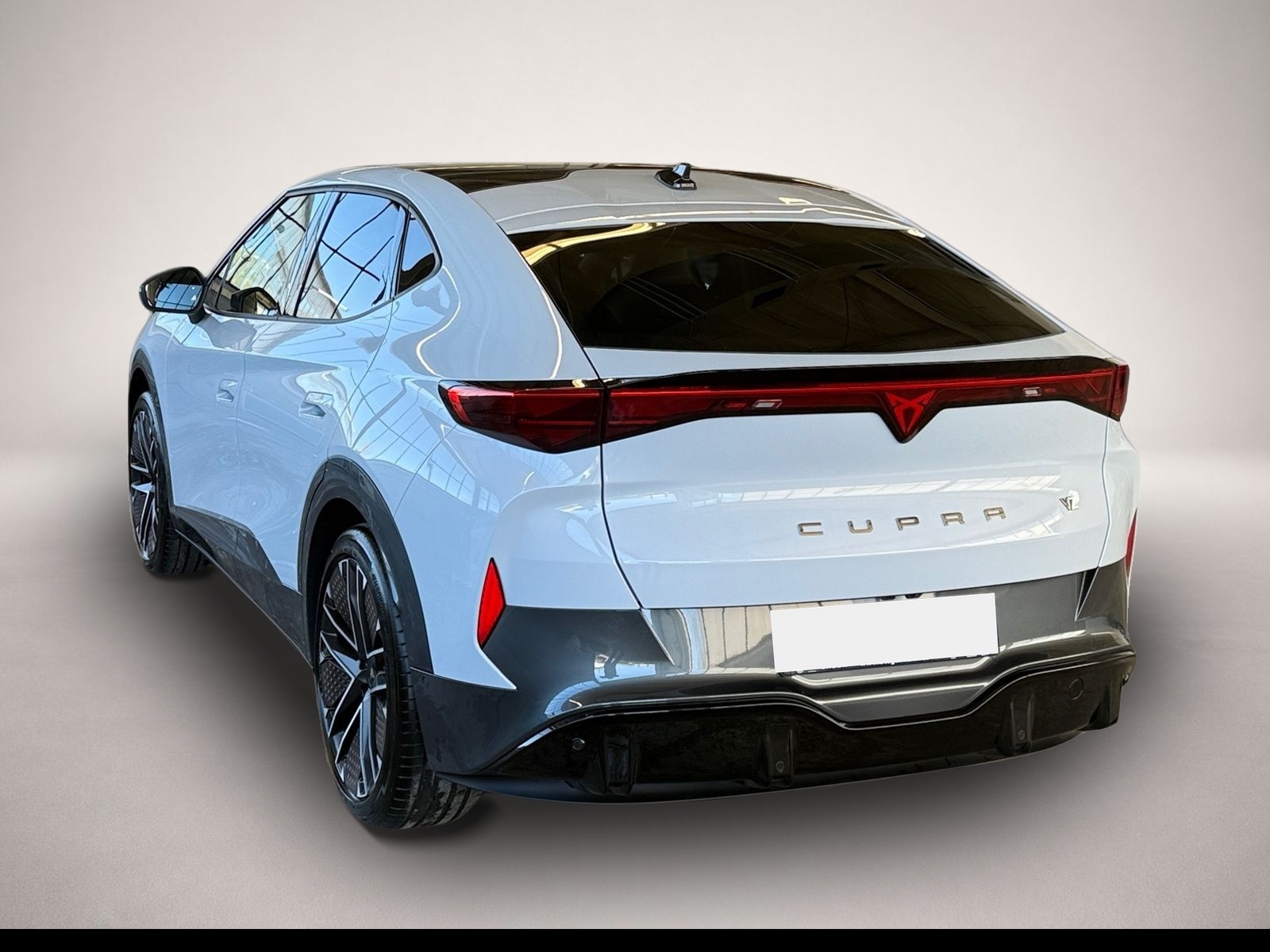 Cupra Tavascan (05/2026, ELECTRIC)