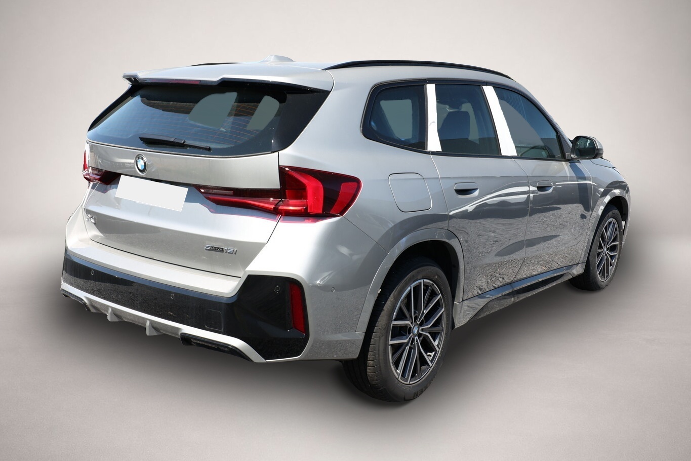 BMW X1 (12/2025, Benzin)