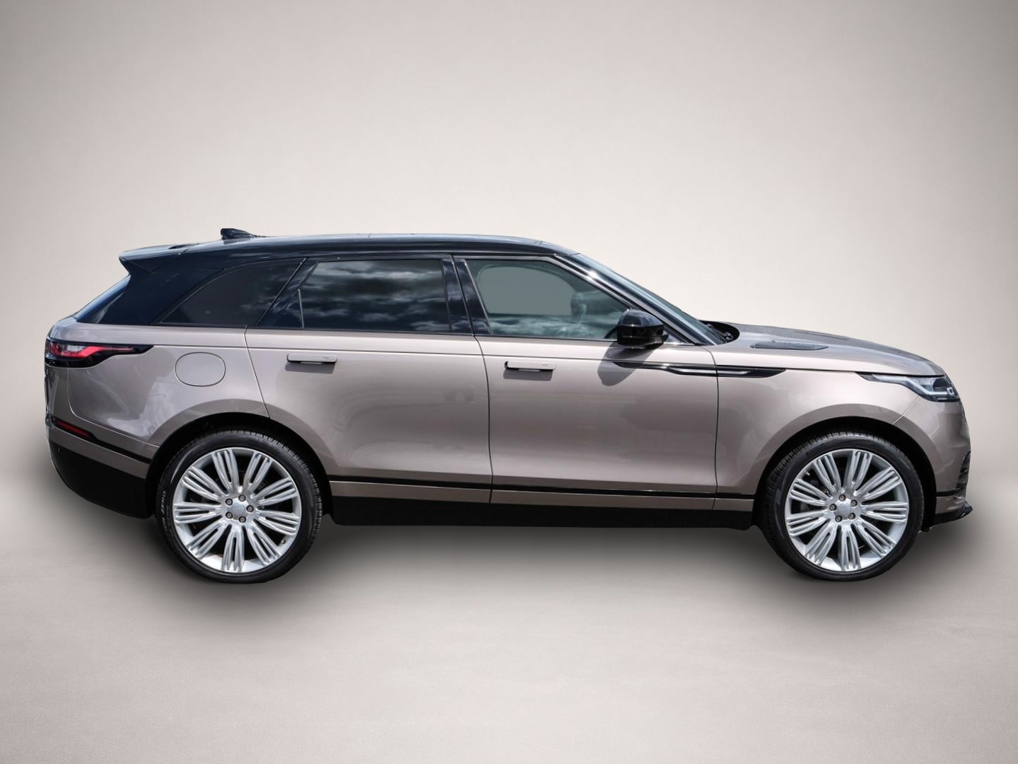 Land-Rover Range Rover Velar (12/2022, Benzin)