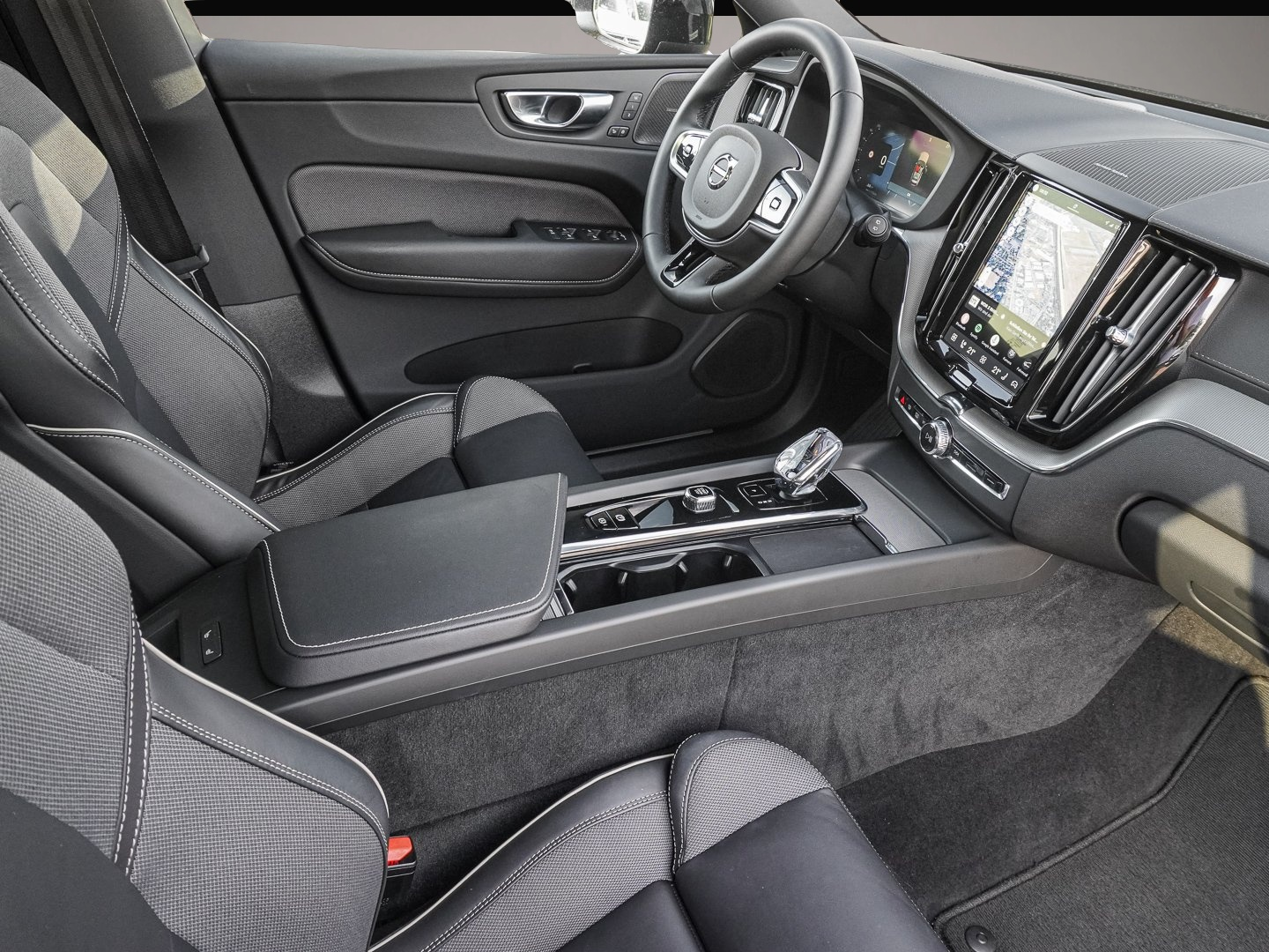Volvo XC60 (07/2024, )