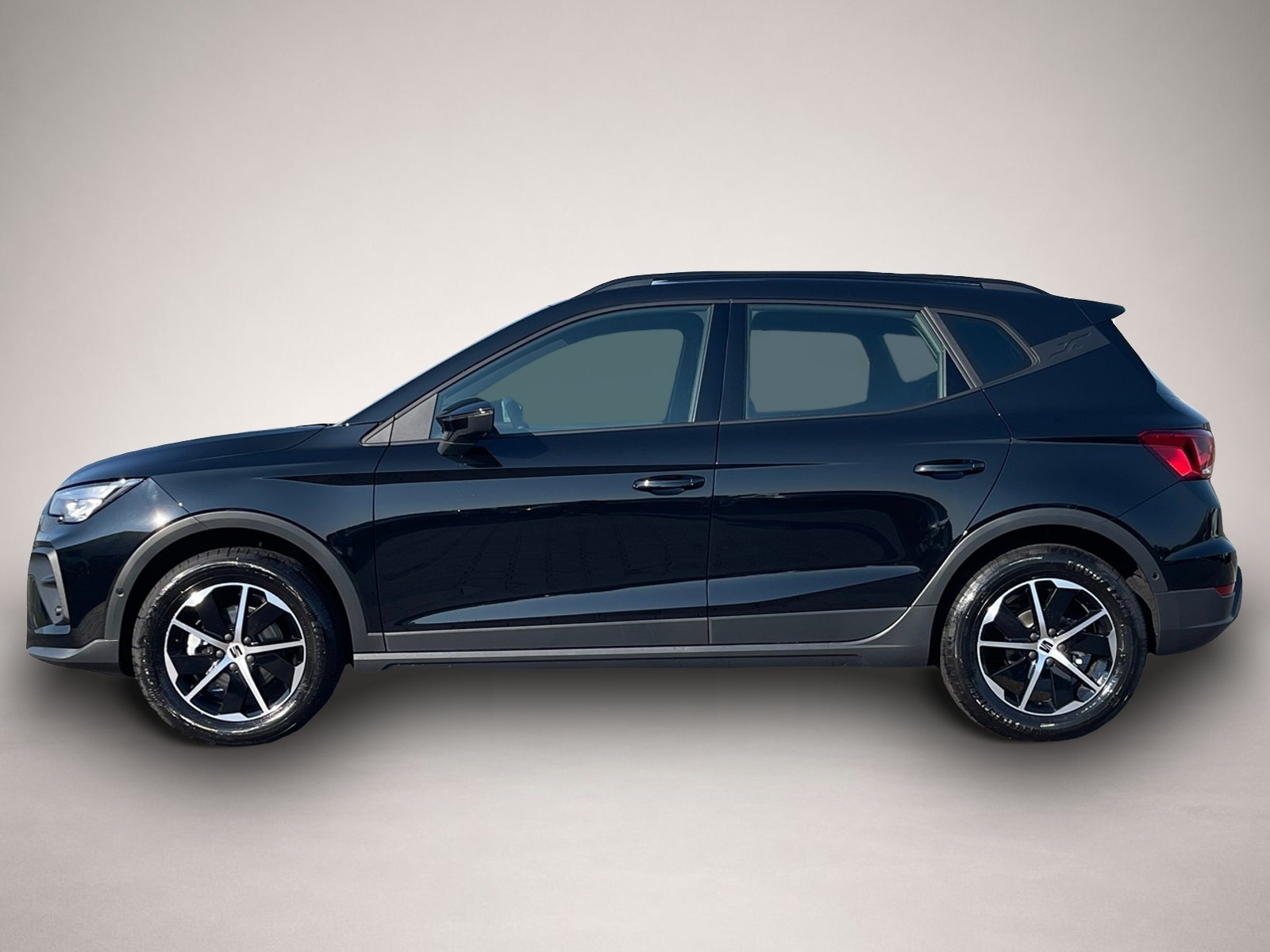 Seat Arona (04/2026, Benzin)