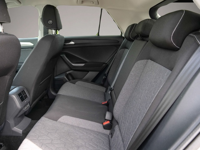 Volkswagen T-Roc (07/2023, Benzin)