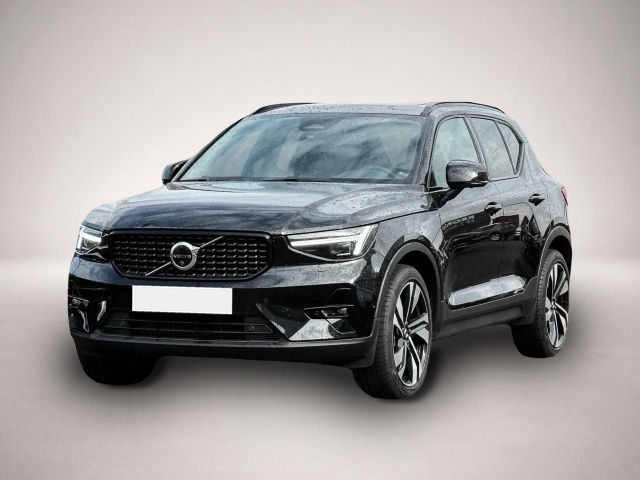 Volvo XC40 (12/2023, Benzin)