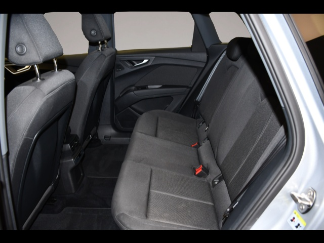 Audi Q4 e-tron (05/2023, ELECTRIC)
