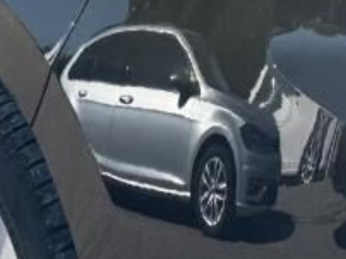 Volkswagen Golf (04/2024, )