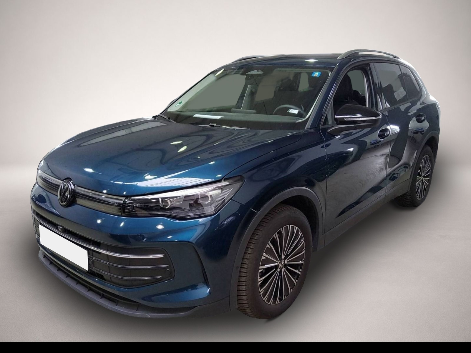 Volkswagen Tiguan (11/2025, )