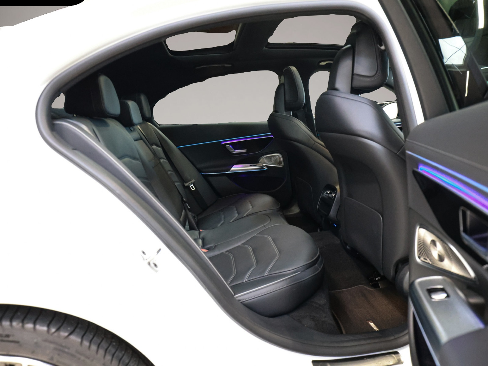 Mercedes-Benz E 400 (05/2025, Hybrid (Benzin/Elektro))
