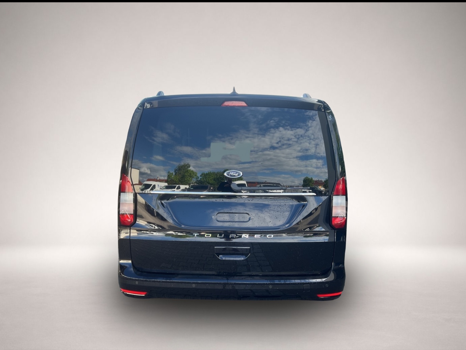 Ford Tourneo Connect (02/2026, Diesel)
