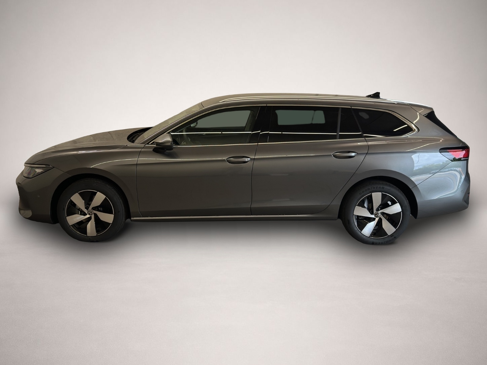 Volkswagen Passat Variant (09/2025, Benzin)