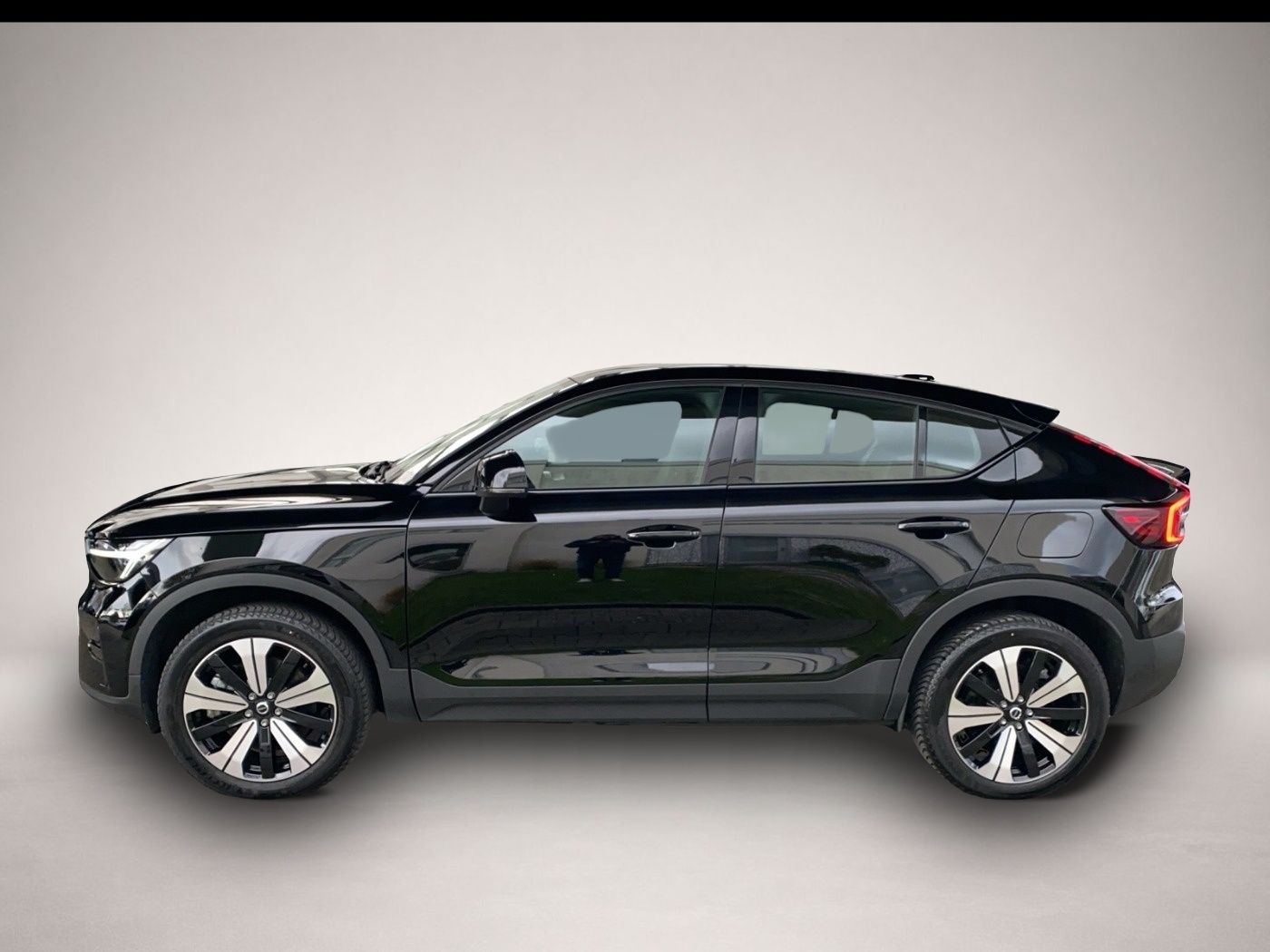 Volvo C40 (11/2022, ELECTRIC)