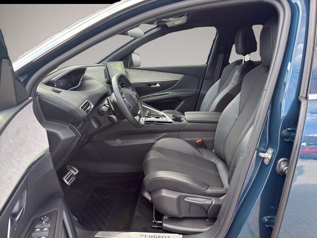 Peugeot 3008 (02/2024, Benzin)