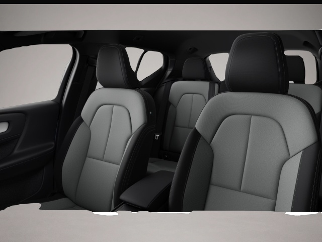 Volvo XC40 (05/2026, Benzin)