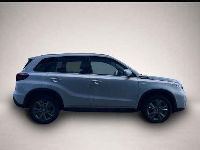 Suzuki Vitara (03/2026, Benzin)