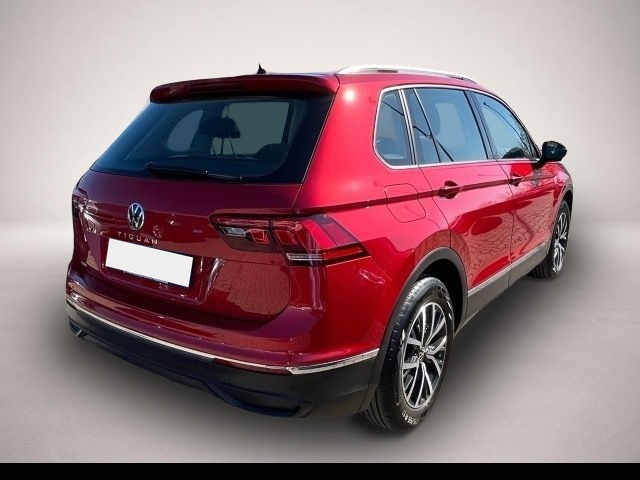 Volkswagen Tiguan (02/2022, Benzin)