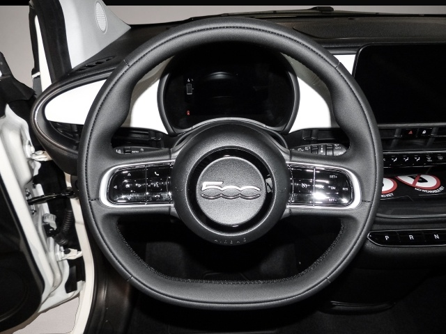 Fiat 500e (, ELECTRIC)