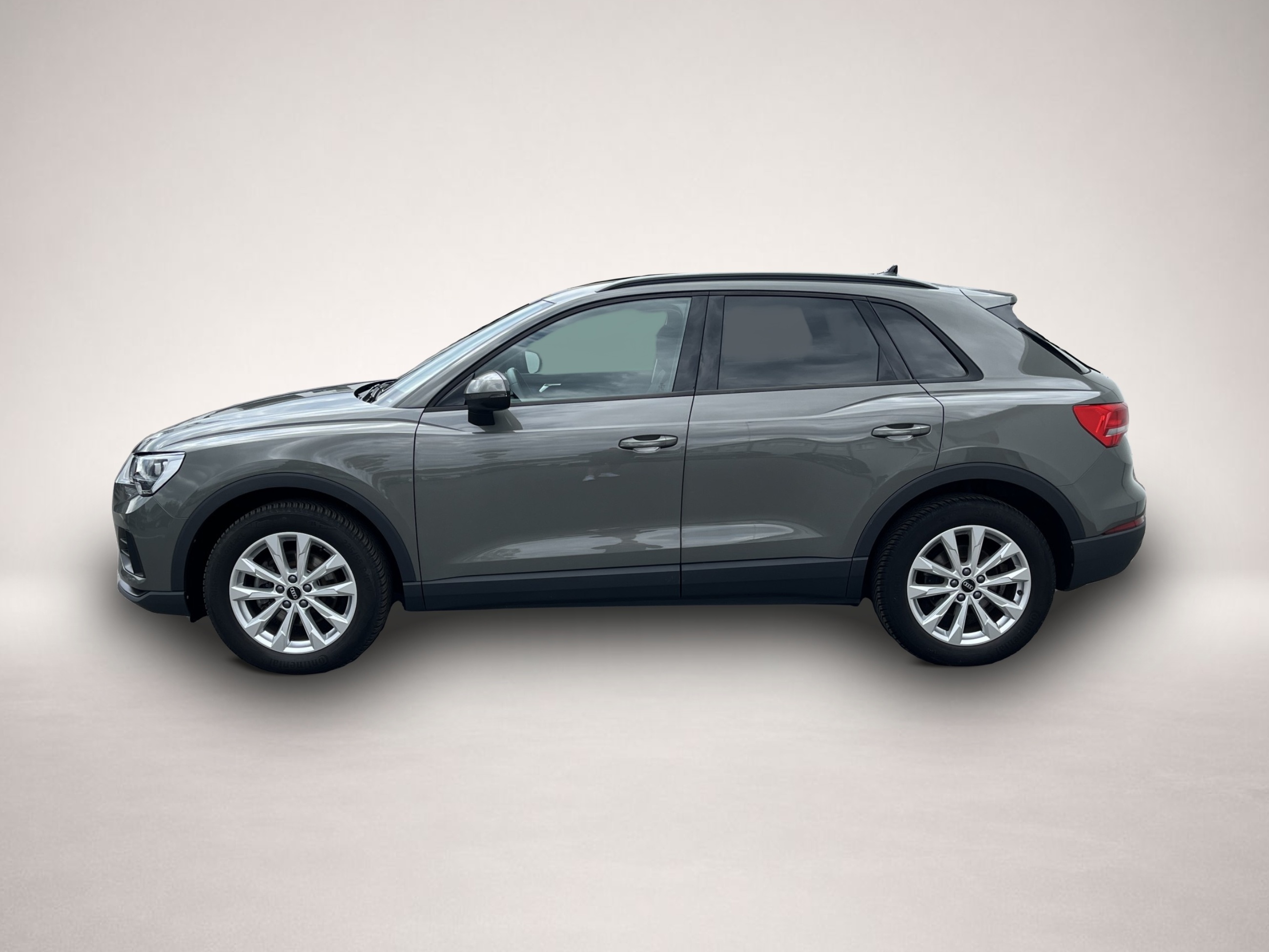 Audi Q3 (04/2024, Benzin)