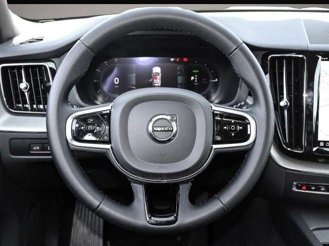 Volvo XC60 (02/2024, Hybrid (Benzin/Elektro))