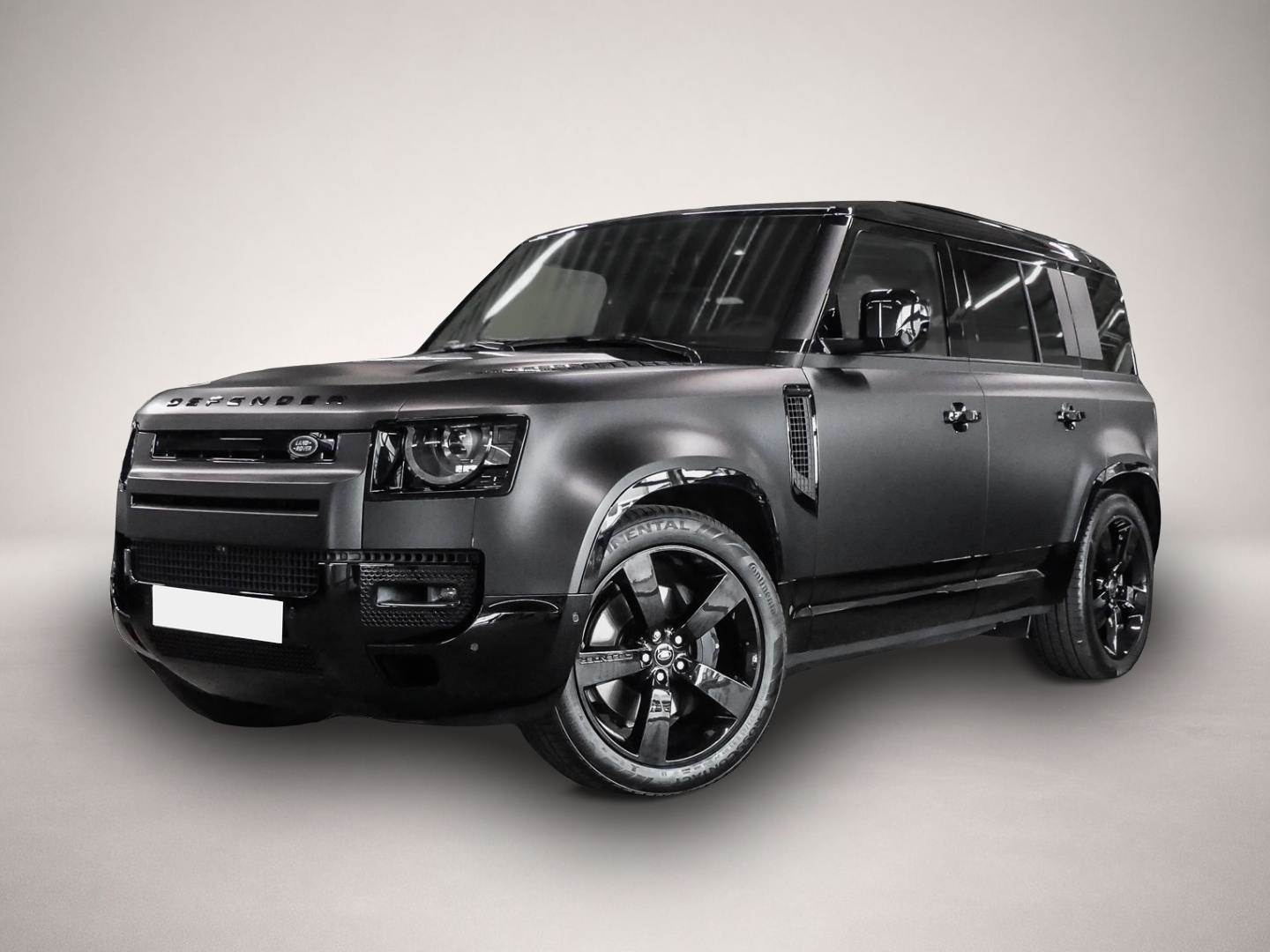 Land-Rover Defender (07/2025, Benzin)