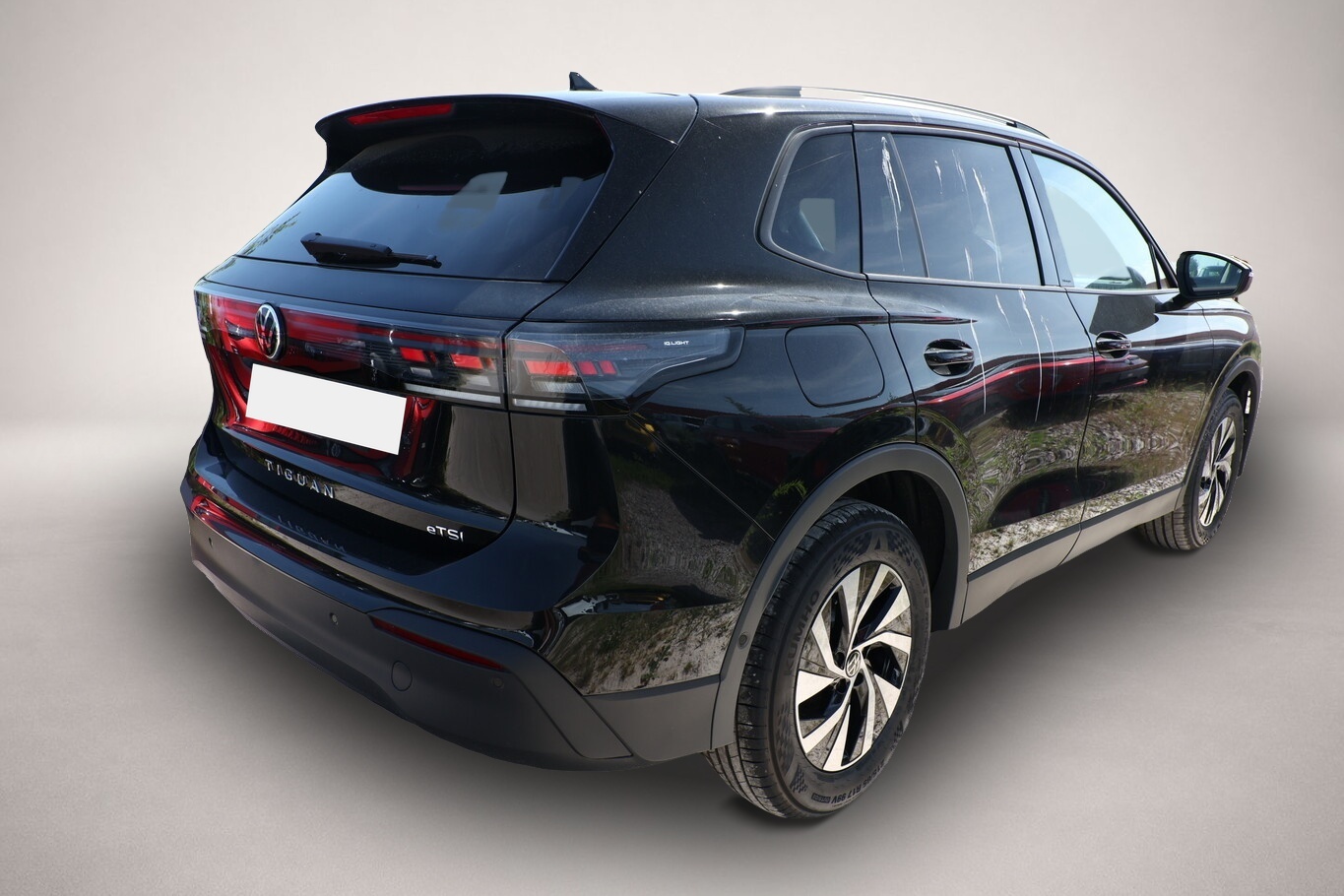 Volkswagen Tiguan (06/2026, Benzin)