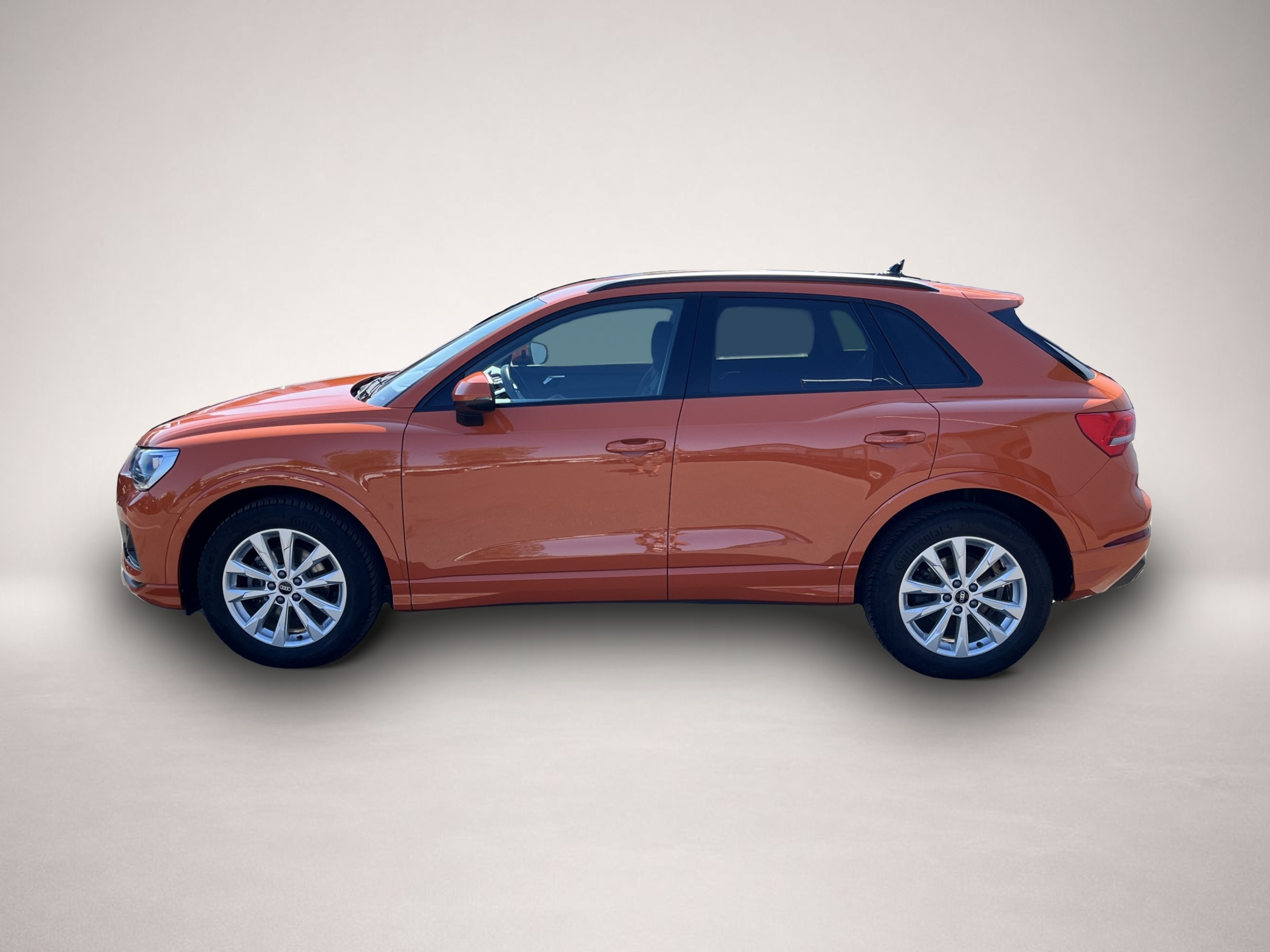 Audi Q3 (01/2023, Benzin)