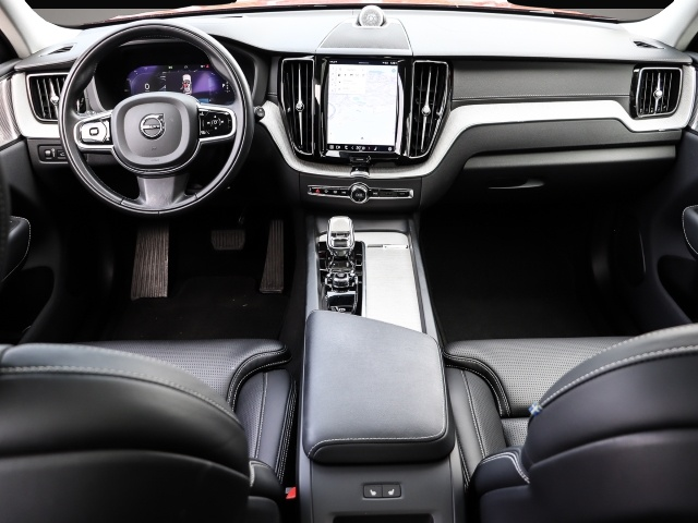 Volvo XC60 (10/2022, Hybrid (Benzin/Elektro))