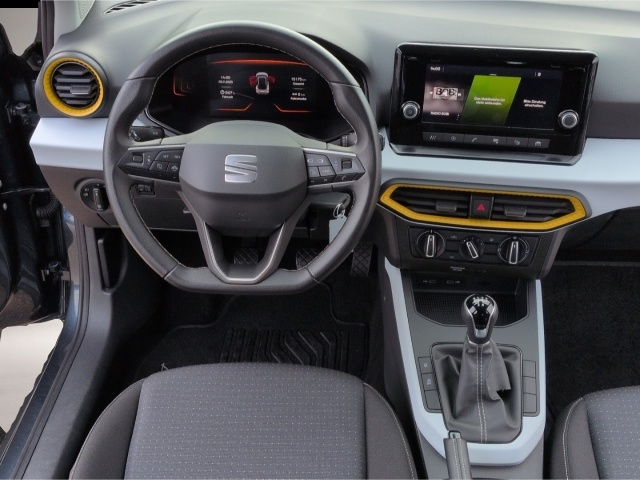 Seat Arona (12/2023, Benzin)