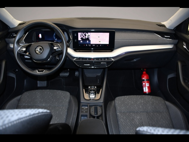 Skoda Octavia (02/2024, Benzin)