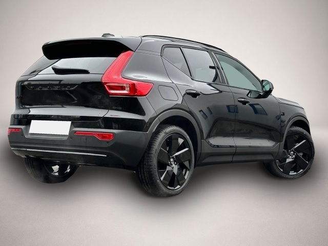 Volvo XC40 (01/2026, Benzin)