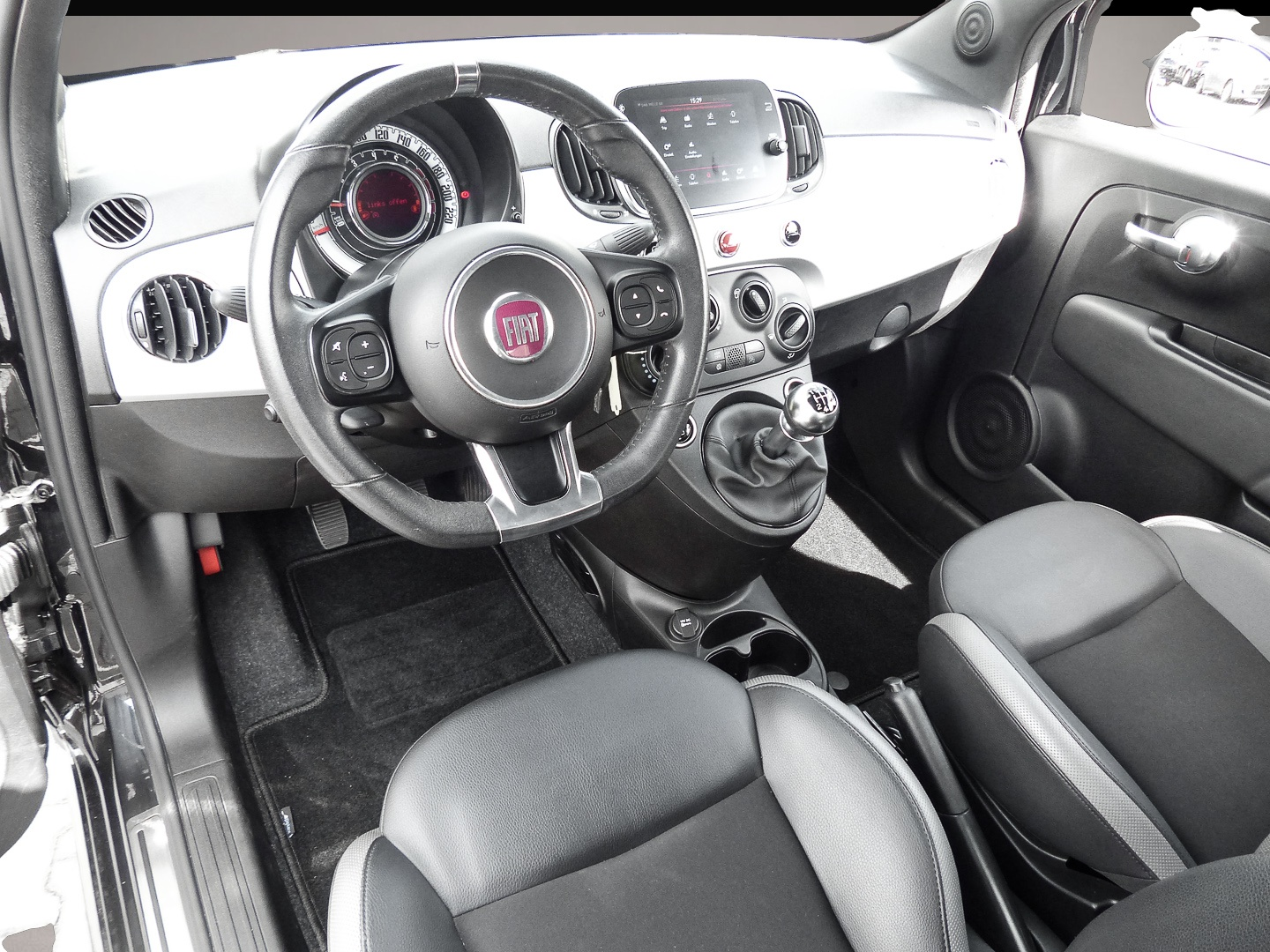 Fiat 500C (10/2021, Benzin)