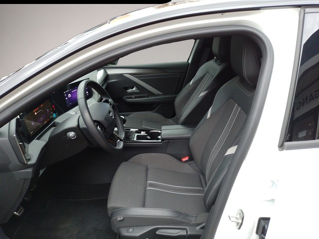 Opel Astra (08/2023, Benzin)