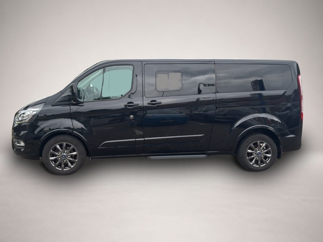 Ford Tourneo Custom (11/2021, Diesel)