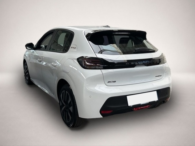 Peugeot 208 (05/2025, Benzin)