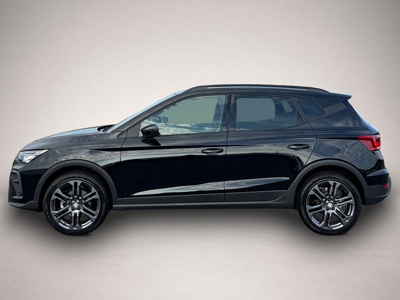 Seat Arona (06/2026, Benzin)