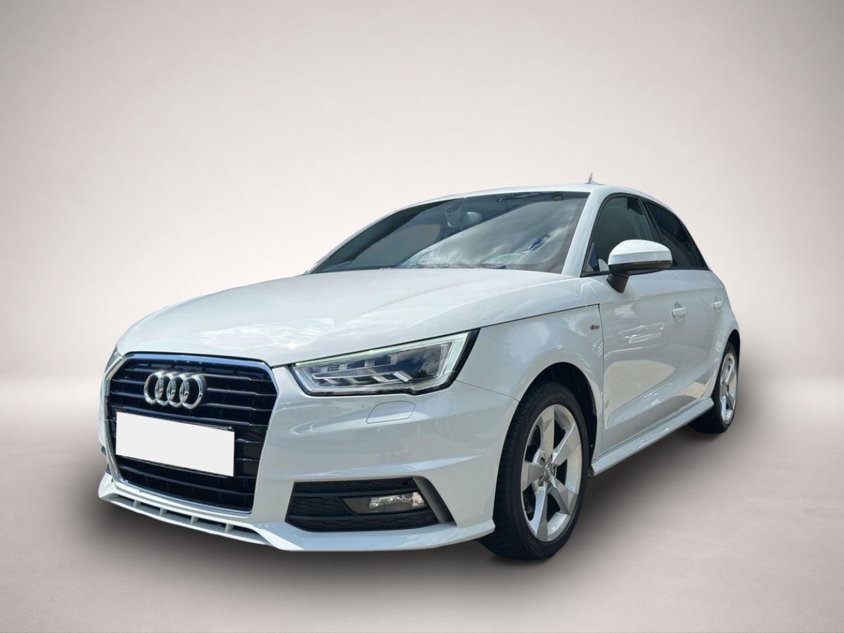 Audi A1 (07/2016, Benzin)
