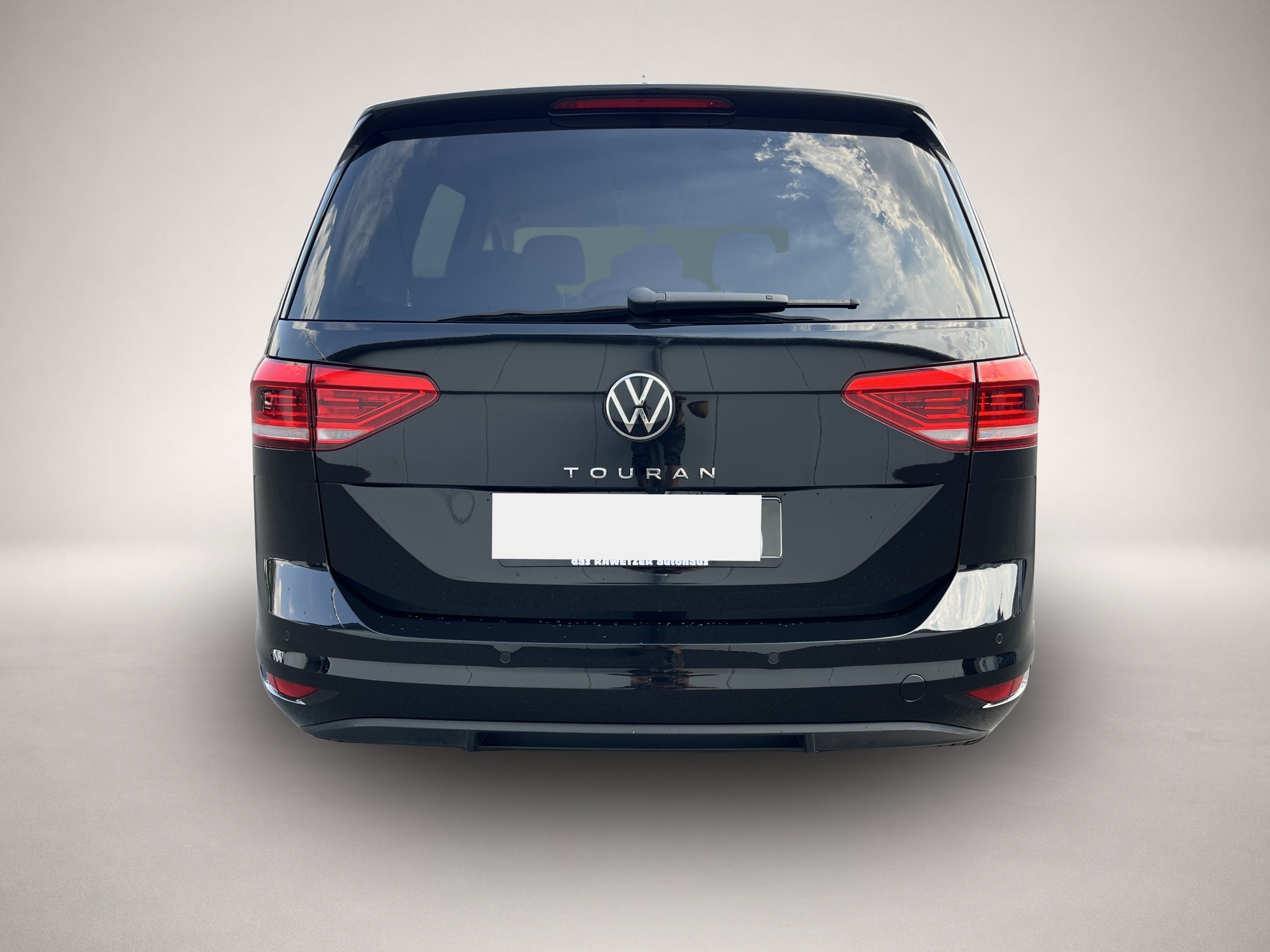 Volkswagen Touran (11/2025, Benzin)