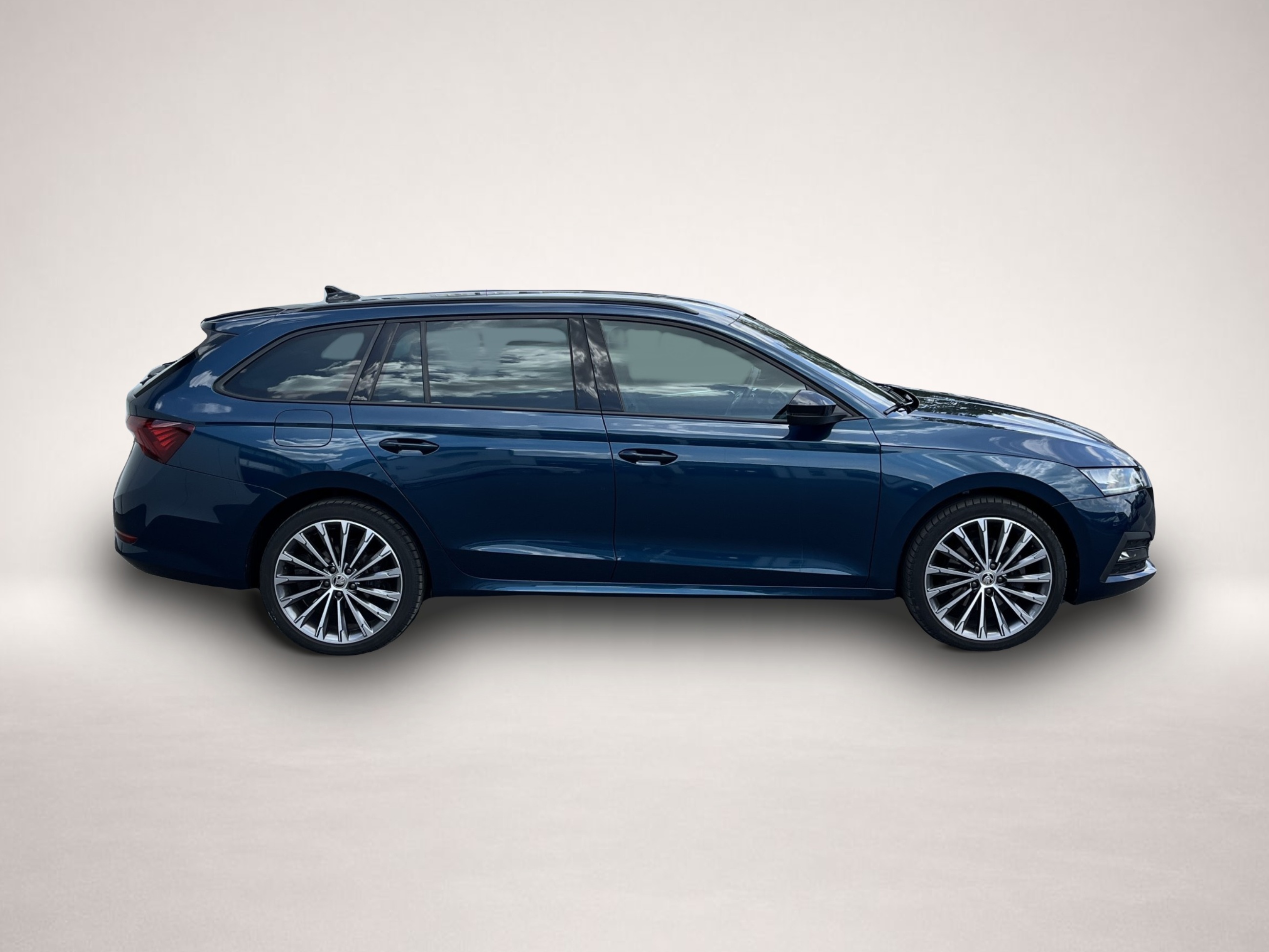 Skoda Octavia (12/2022, Hybrid (Benzin/Elektro))