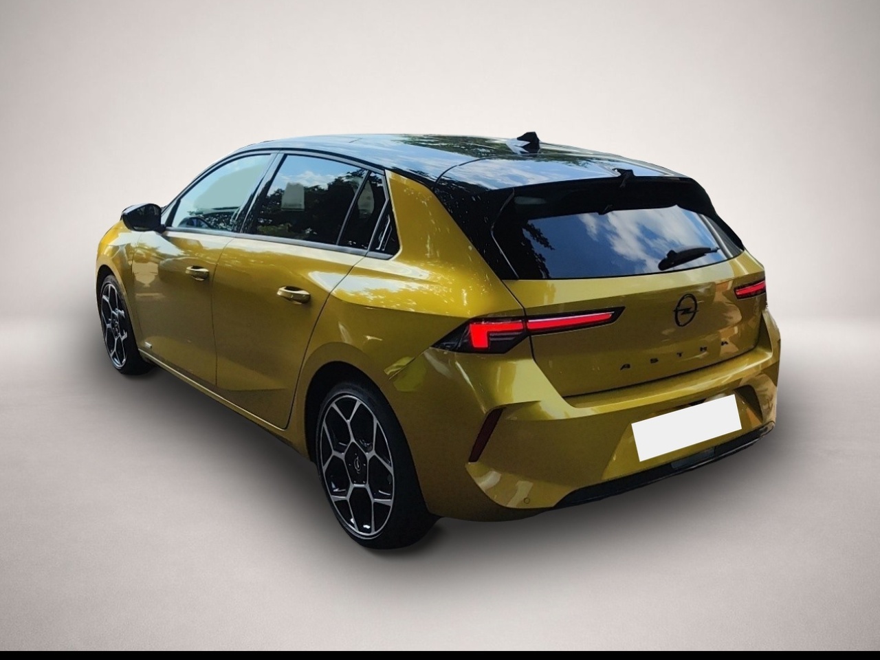 Opel Astra (02/2023, Benzin)