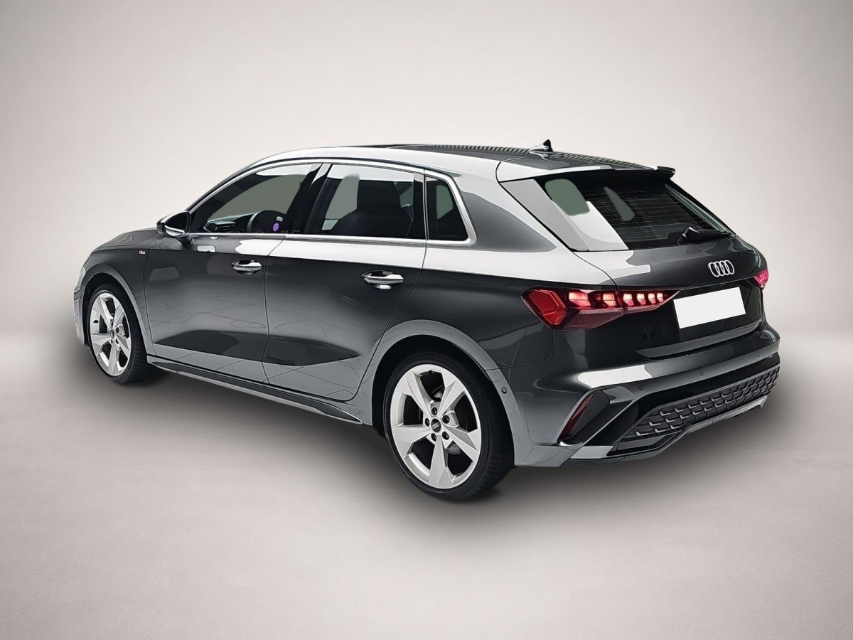 Audi A3 (09/2025, Benzin)