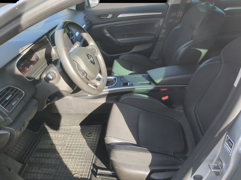 Renault Megane (04/2023, Benzin)