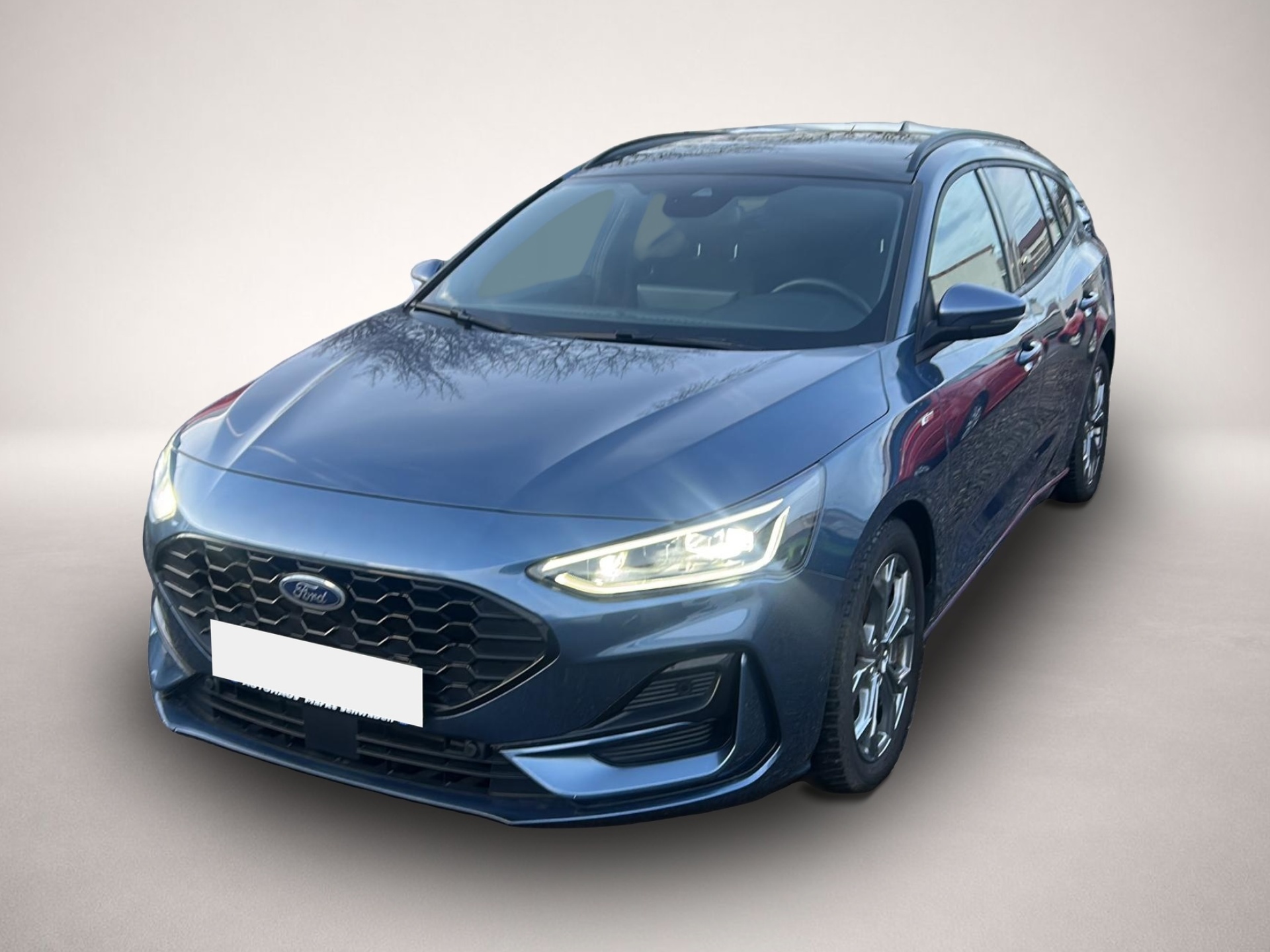 Ford Focus (03/2023, Benzin)