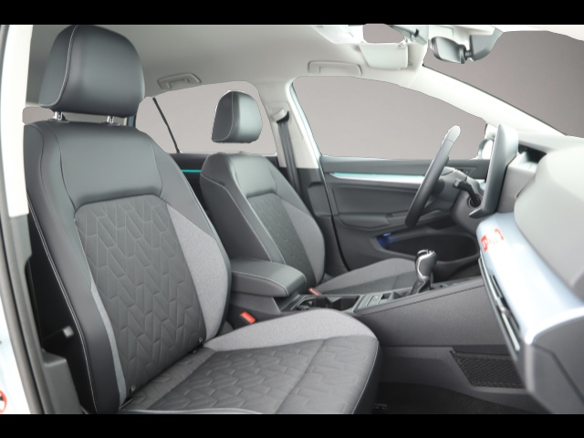 Volkswagen Golf (07/2025, )