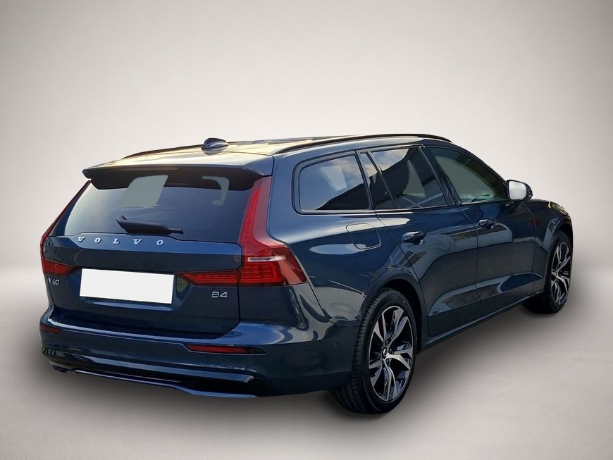 Volvo V60 (07/2025, Benzin)