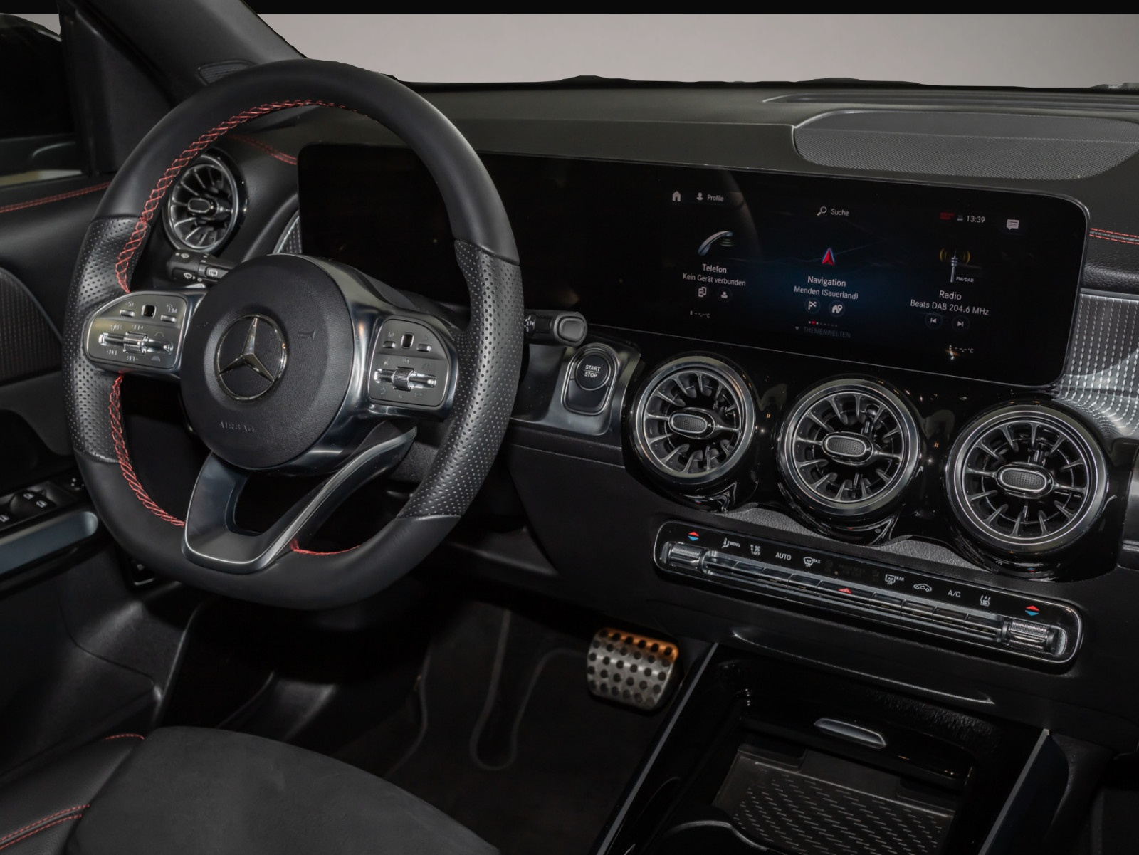 Mercedes-Benz EQB (05/2023, ELECTRIC)